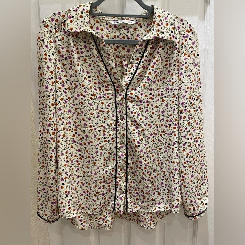 Zara Gorgeous Multicolor Floral Blouse